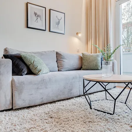 Apartment Bright Day - Self Check-in 24h, 10 Min Market Square *