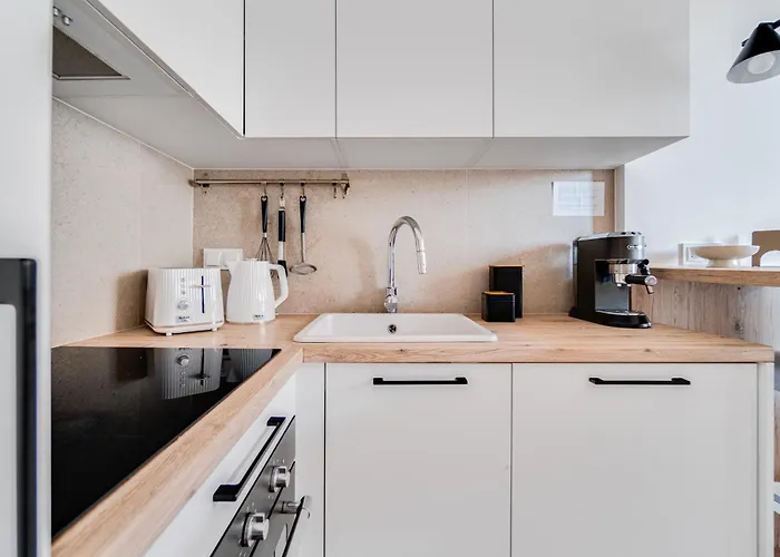 Bright Day - Self Check-in 24h, 10 Min Market Square Wrocław