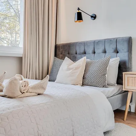 アパート Bright Day - Self Check-in 24h, 10 Min Market Square ヴロツワフ