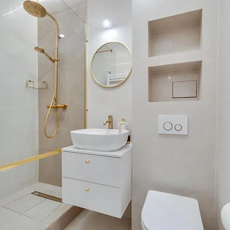 Bright Day - Self Check-in 24h, 10 Min Market Square *