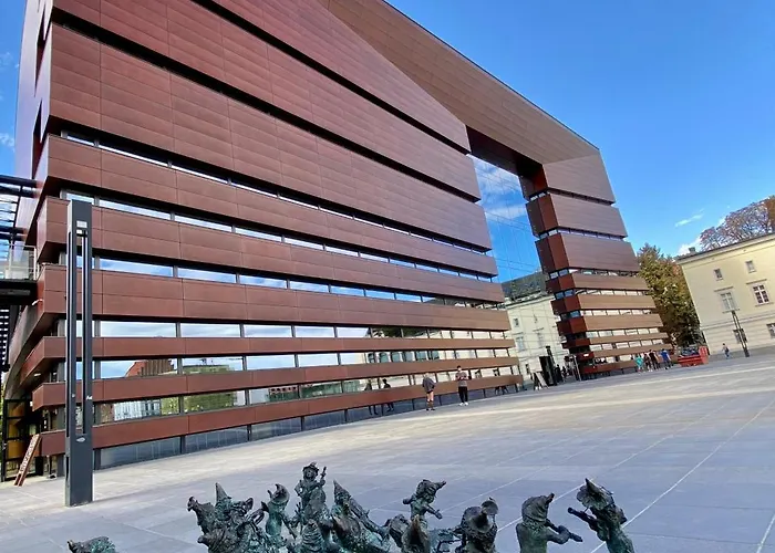 Apartment Bright Day - Self Check-in 24h, 10 Min Market Square *