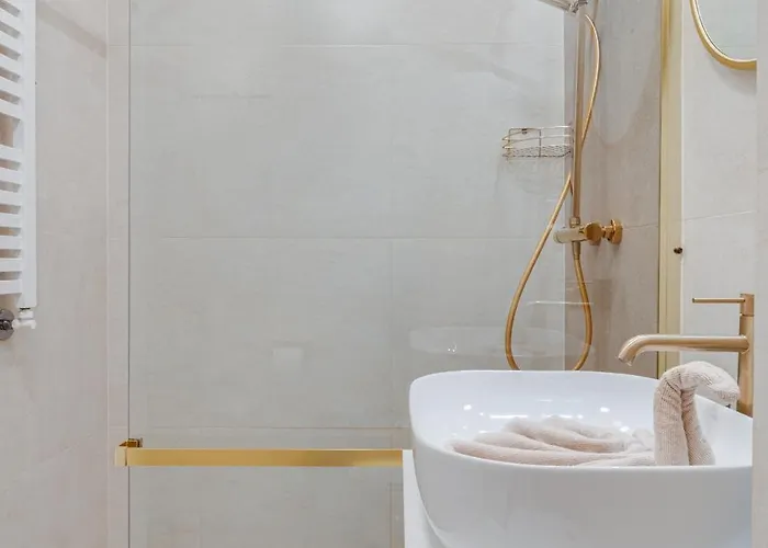 Bright Day - Self Check-in 24h, 10 Min Market Square Apartment Wroclaw